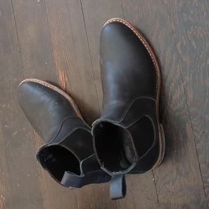 Black leather Chelsea boot size 8 - Red Wing Shoes